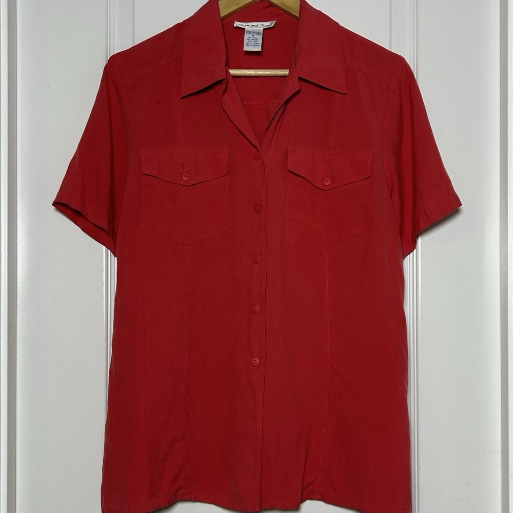 Anna and Frank Vintage 90s 100% Silk Red Short Sleeve Collared Button Up Blouse
